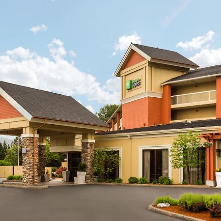 Holiday Inn Express Roseburg By Ihg Esterno foto