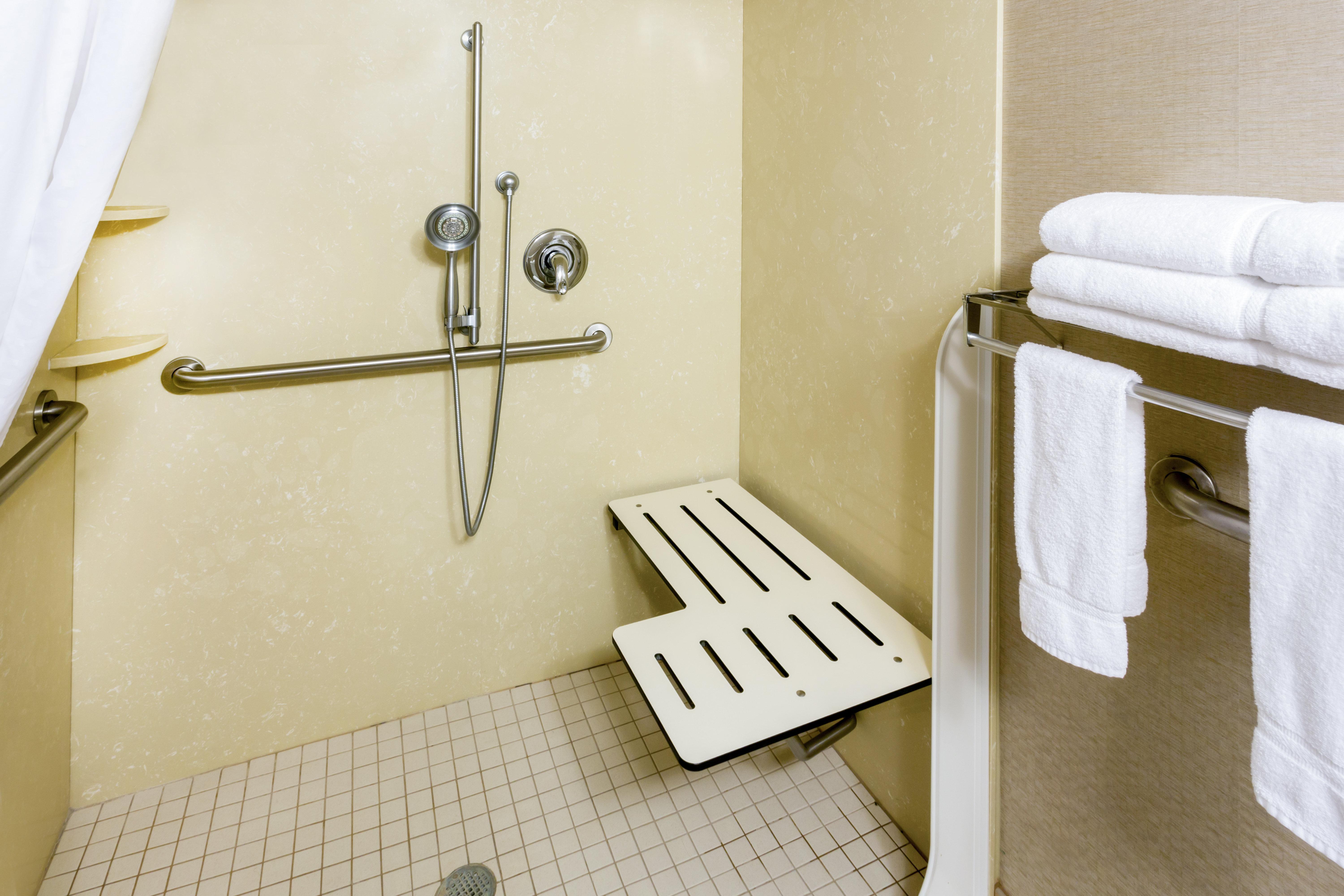 Holiday Inn Express Roseburg By Ihg Esterno foto