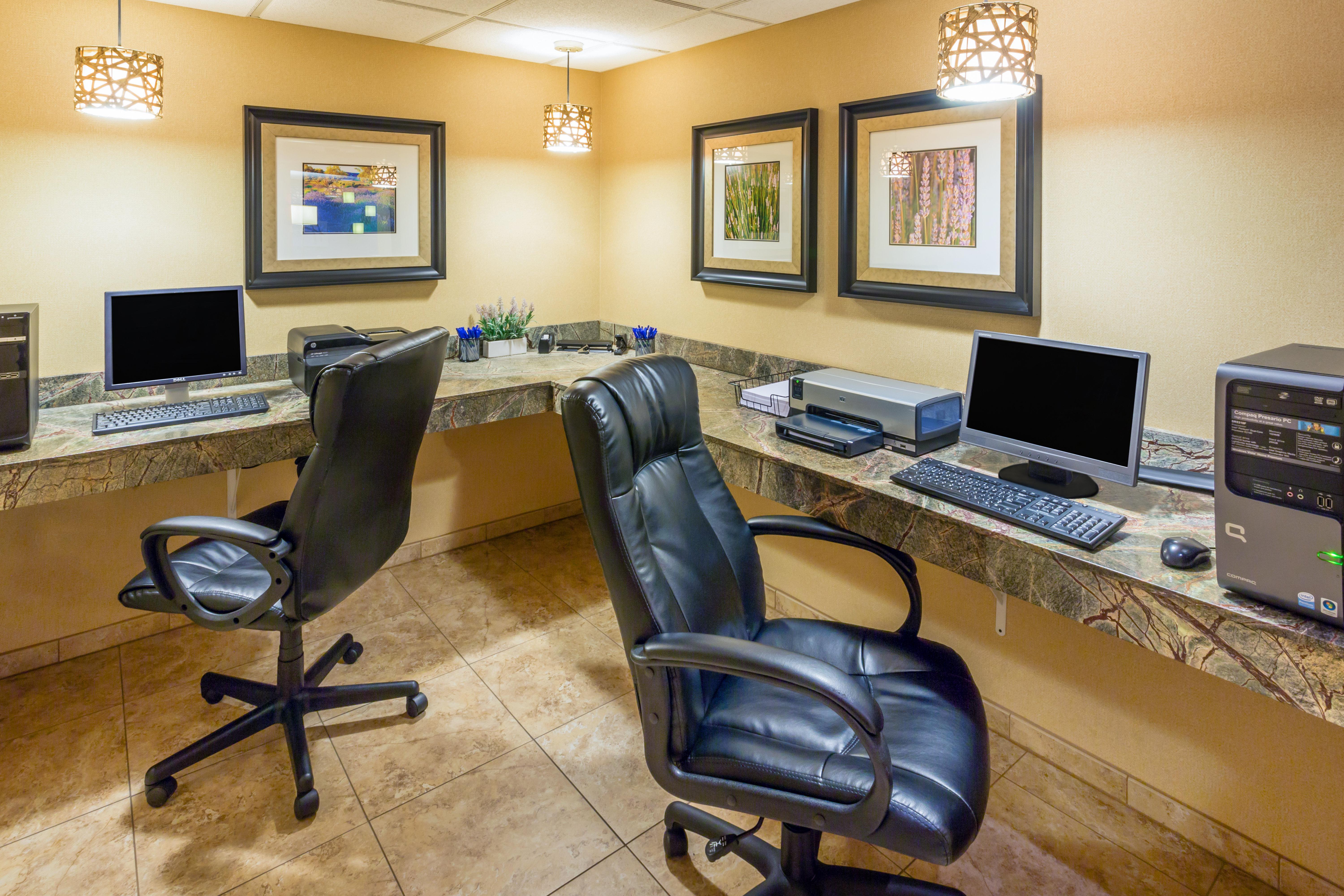 Holiday Inn Express Roseburg By Ihg Esterno foto