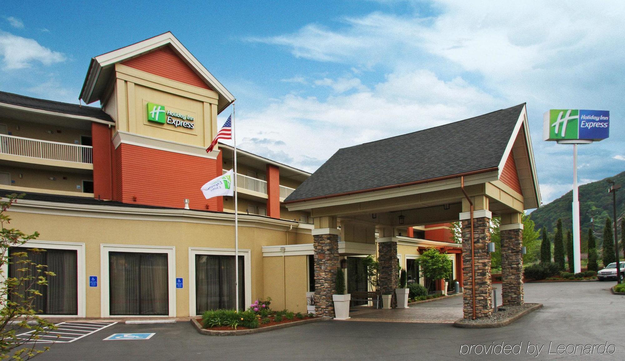 Holiday Inn Express Roseburg By Ihg Esterno foto
